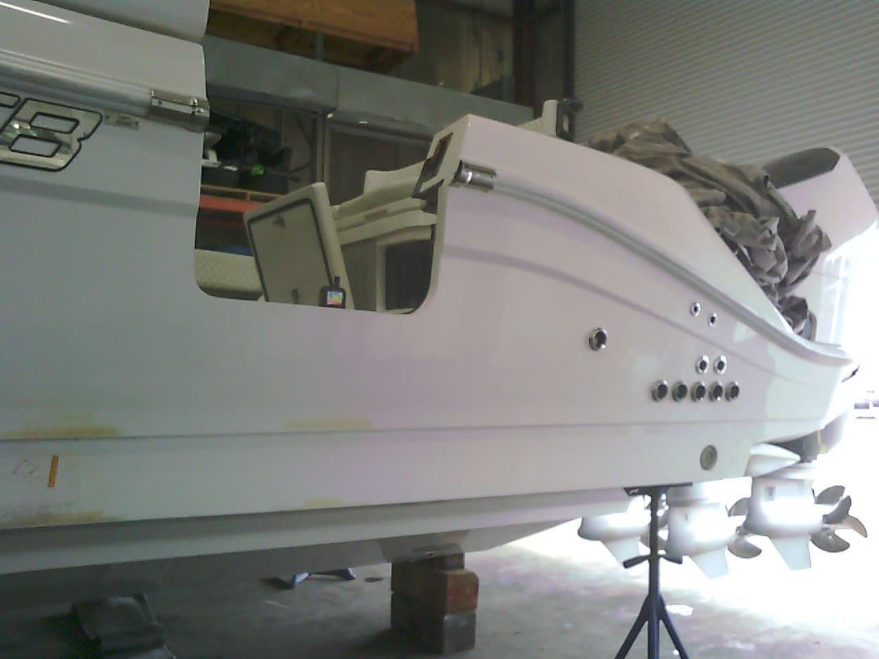 Sportfish vessel stern and drive configuration review